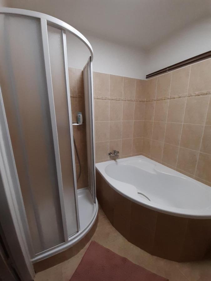 Soukromy Pokoj V Srdci Prahy Apartment Praha Bagian luar foto