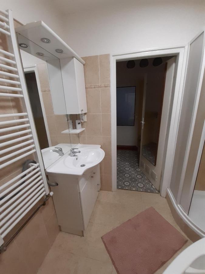 Soukromy Pokoj V Srdci Prahy Apartment Praha Bagian luar foto